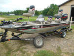 tracker boat