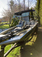 Bass Tracker