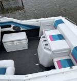 1994 Rinker 230 Festiva Cuddy