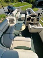 2008 Manitou Aurora EUC Pontoon Boat