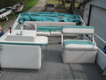 1990 21 ft CREST PONDTOON