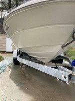 21 Sea Ray deck boat