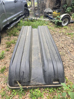 Pontoon boat