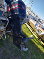 EVINRUDE 150 HORSE POWER V6 OUTBOARD ENGINE IN EXCELLENT CONDITION