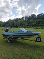 1987 Glastron fishing / ski boat
