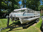 1993 Sylvan Pontoon Boat