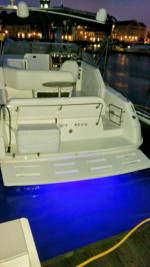 Rinker Fiesta Vee 280 with 32' LOA