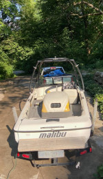 Malibu Sportster LX Ski/Wake Boat - 2003