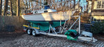 Cape Dory 22 D with triad trailer
