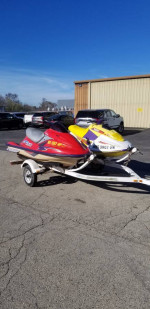 1999 Kawasaki Ultra 150 jet ski and Yamaha WaveBlaster 2 760 Waverunne