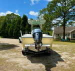 2000 Sea Pro 235 Center Console