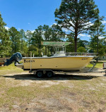 2000 Sea Pro 235 Center Console