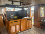 1987 Chris Craft Yacht with Liveaboard Rights