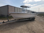 2006 sea hunt 232 center console with T-top 225 hp outboard