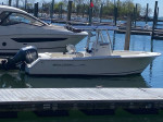 Sea hunt triton 24’ -250hp