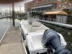Sea hunt triton 24’ -250hp