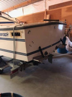 1990 Shamrock Warrior Boat