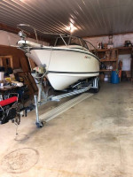 1990 Shamrock Warrior Boat