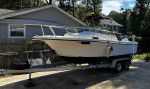2000 Bayliner Trophy Walkaround Fishing Boat