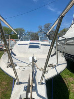 1990 Maxum 25 foot cruiser