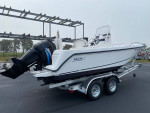 2004 Boston Whaler 210 21 Outrage