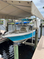 Key West 219 FS Center Console w/Yamaha 250