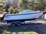 Boston Whaler Ventura 210