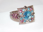 ORNATE LADIES RED & BLUE TOPAZ RING ~ COSTUME JEWELRY SIZE 6.5