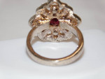 LOVELY LADIES RED & WHITE TOPAZ RING ~ COSTUME JEWELRY SIZE 9