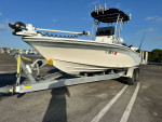2013 SEAFOX 22XT 2013 YAMAHA 150 HP 4 STROKE LOW HOURS LIKE NEW BOAT. 2015 TRAIL