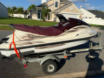 Yamaha WaveRunner 3 seater XL 800 w/Trailer and warranty - jet Ski