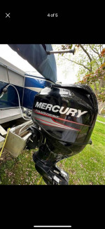 2017 mercury pontoon boat