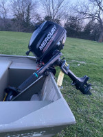 TRACKER 1436 TOPPER