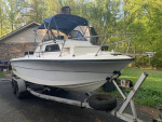 Great 20.4' Walkaround Boat