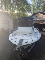 Great 20.4' Walkaround Boat