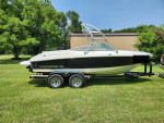 2008 Chaparral 204