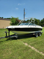 2008 Chaparral 204