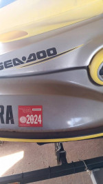Pair of xpl sea doos 2001