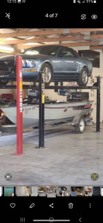 1990 Lowe fishing boat