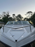 22' crownlive like new