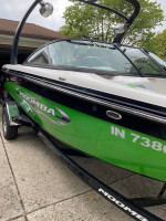 2011 MOOMBA MOBUIS LSV