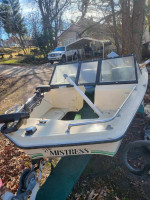 1974 MFG Gypsy Ski Boat / Trailer
