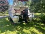 22 foot pontoon