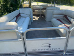 22 foot pontoon