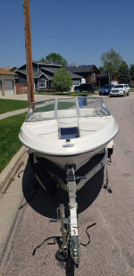 2001 Bayliner Capri 1750