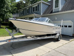 2005 Sea Hunt Escape 186