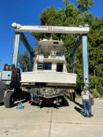 2000 Riviera Project 3900 open flybridge