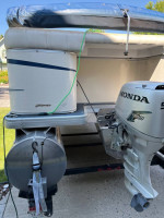 2005 Sweetwater Pontoon