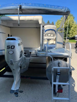 2005 Sweetwater Pontoon