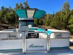 Hurricane deck boat